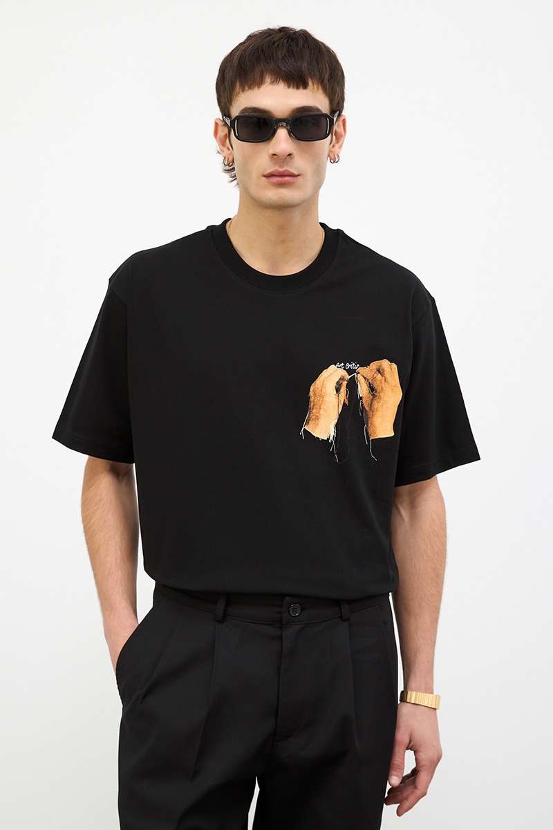 T-SHIRT